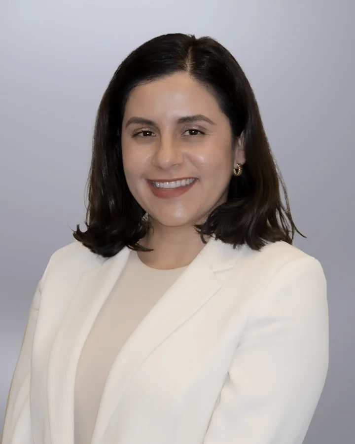 Global Immigration Law Group AA Headshot 2023 1 e1711392738909 - Global Immigration Law Group.
